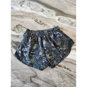 Lululemon Running‎ Shorts Floral Print Lightweight Athletic Size 4 Hotty Hot